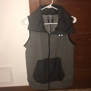 Underarmour vest
